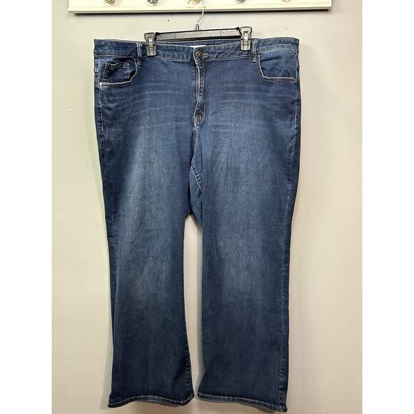 Lane Bryant Boot Cut‎ Genius Fit Jeans Womens Size 26 Blue Denim Stretch - Picture 1 of 8
